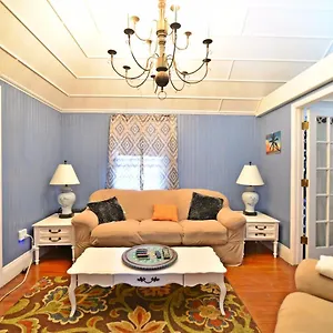  Apartment Historic In The Heart Of United States Virgin Islands