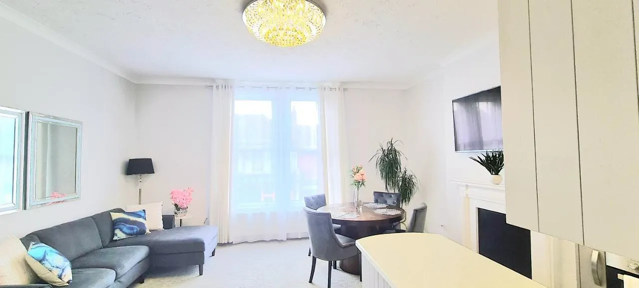 Appartamento Spacious 3 Bed Flat Near The Sea With Parking Bournemouth